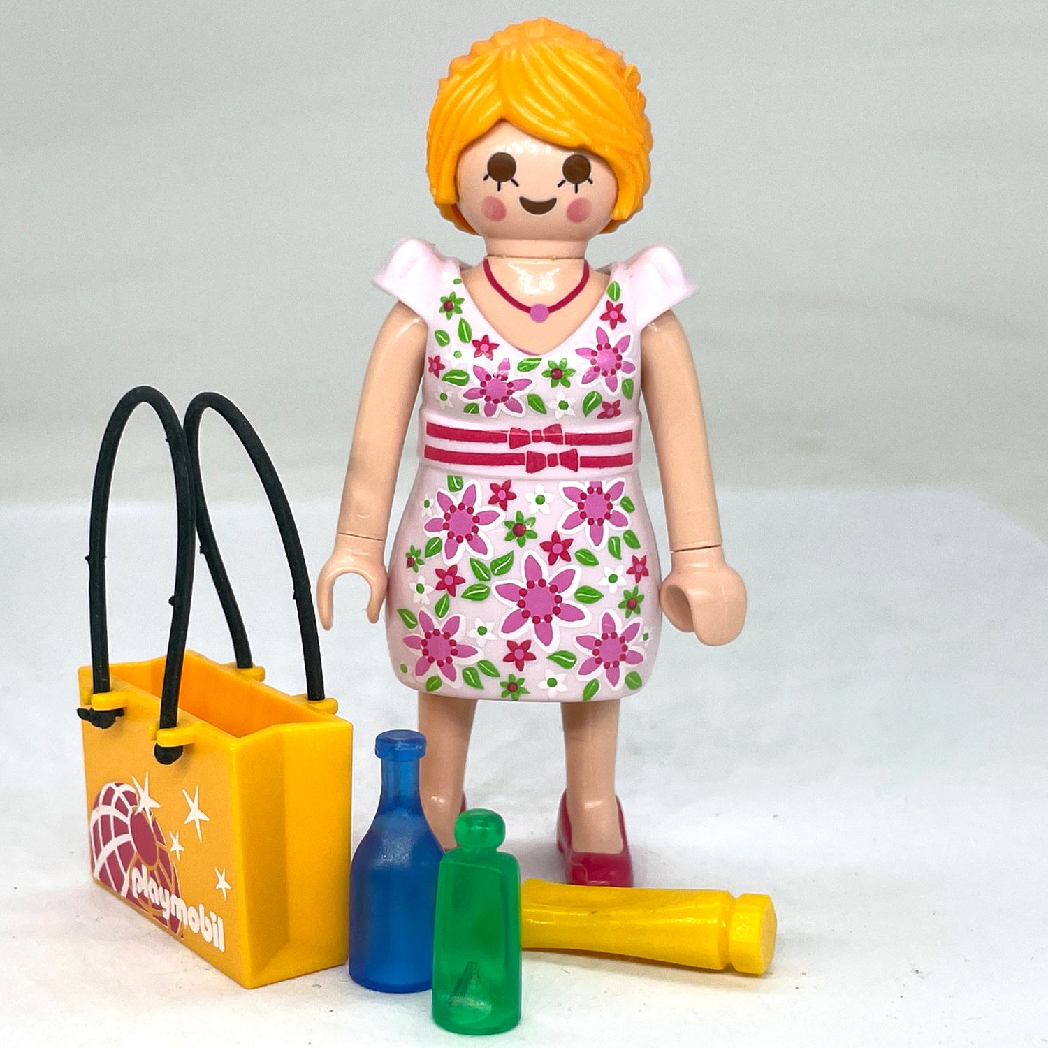 playmobil femme robe fleurie shopping