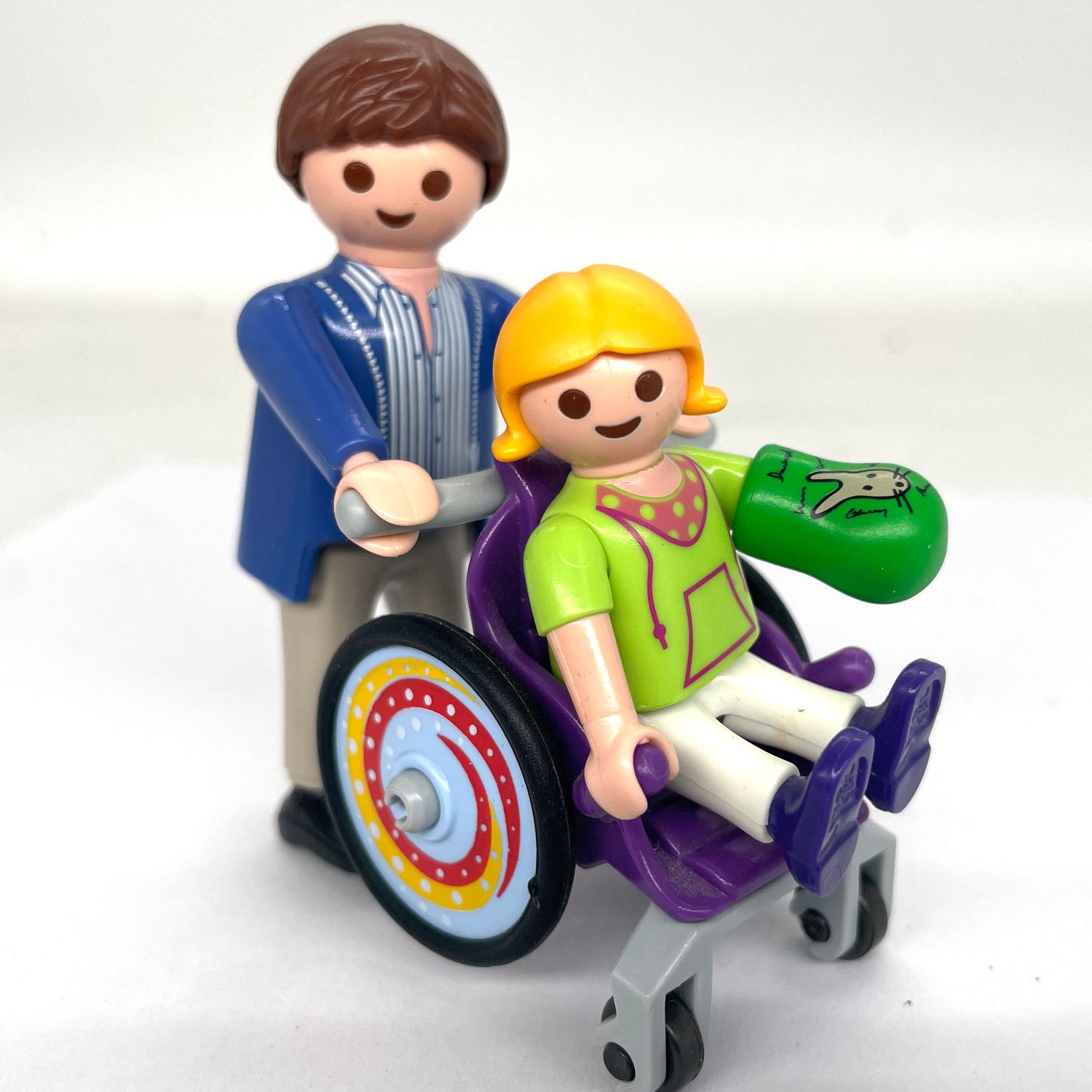 Playmobil enfant en fauteuil roulant