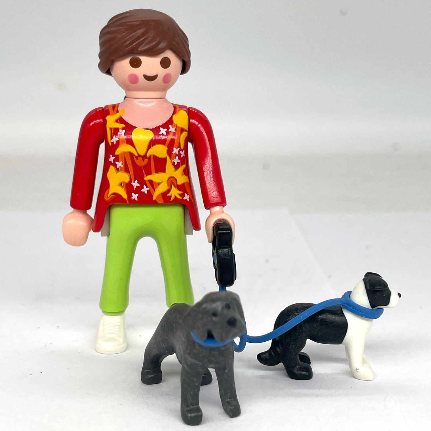 playmobil femme promeneuse de chien