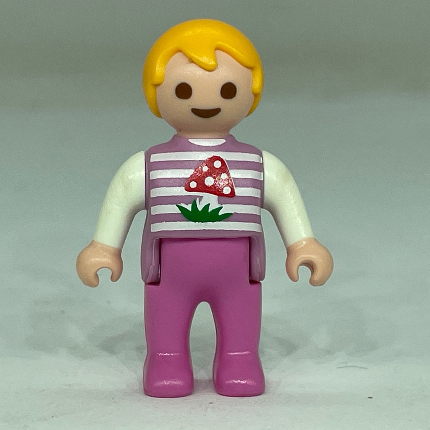 playmobil bébé rose champignon