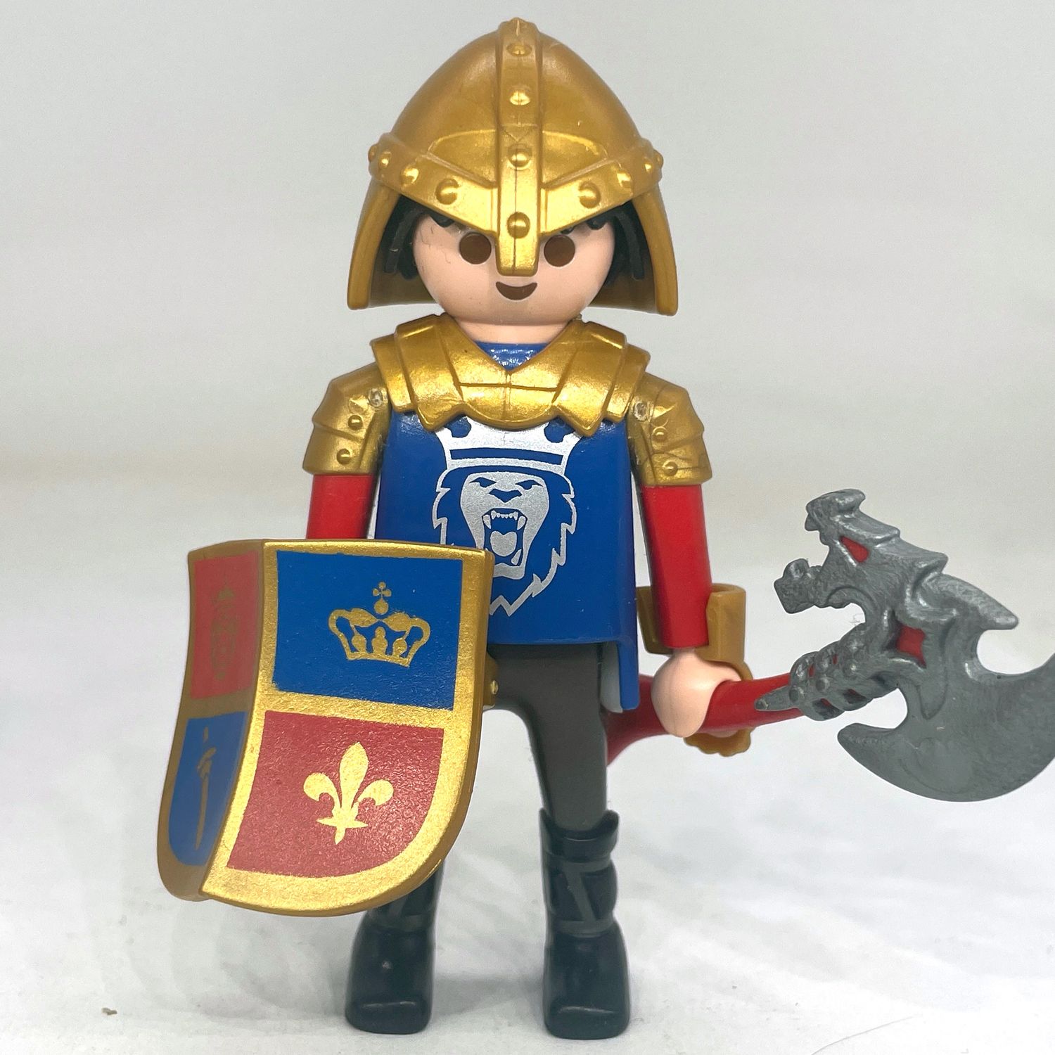 Playmobil chevalier lion hache