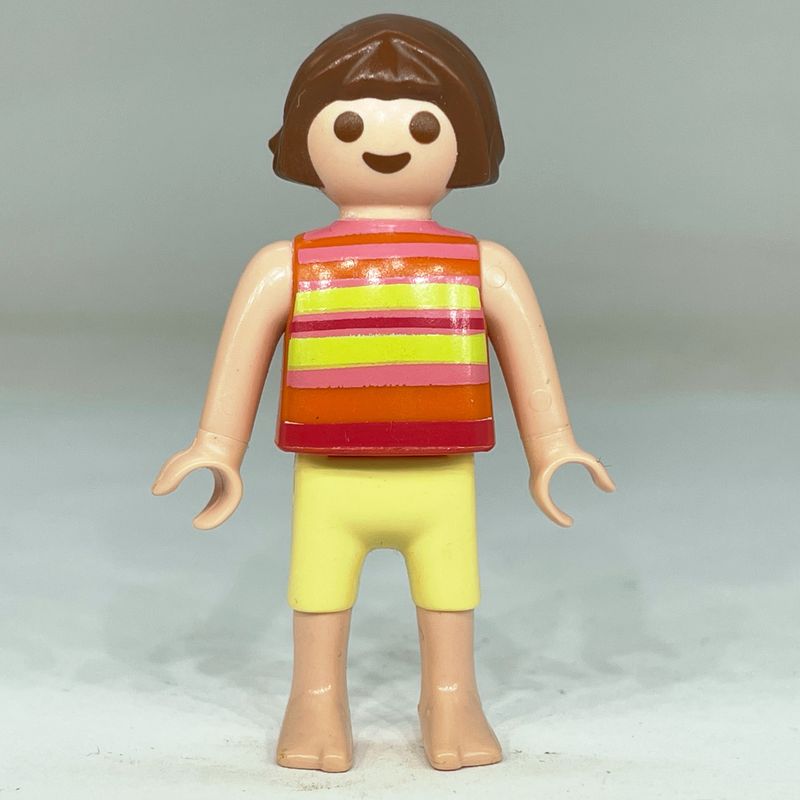 playmobil enfant fillette loisir orange