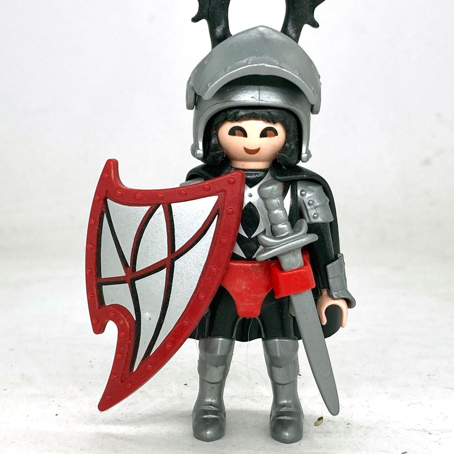 playmobil chevalier maléfique noir