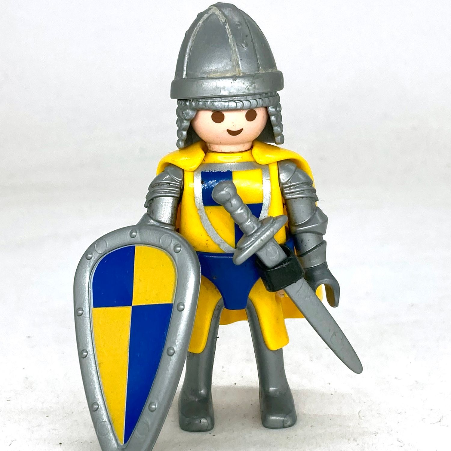 playmobil chevalier blason jaune 2