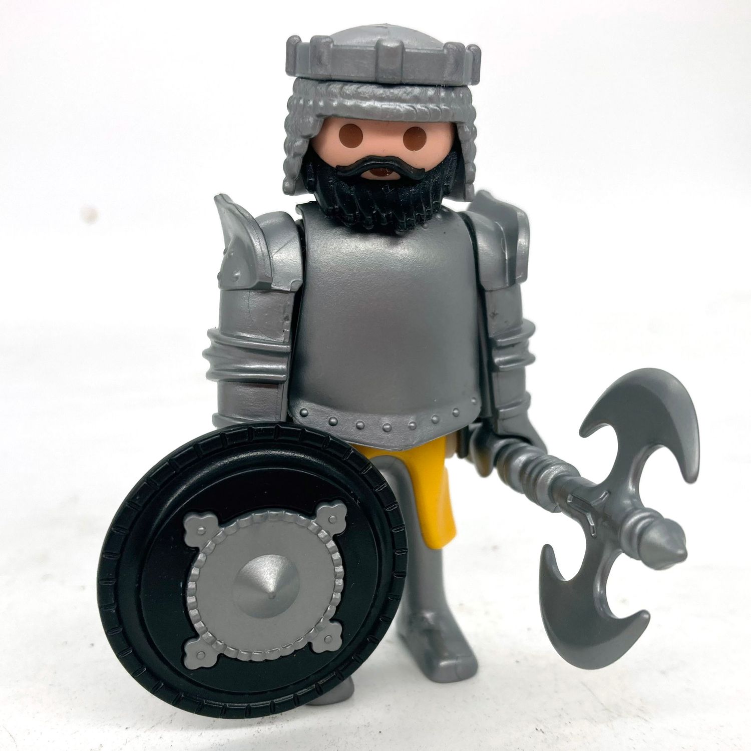 playmobil chevalier double hache