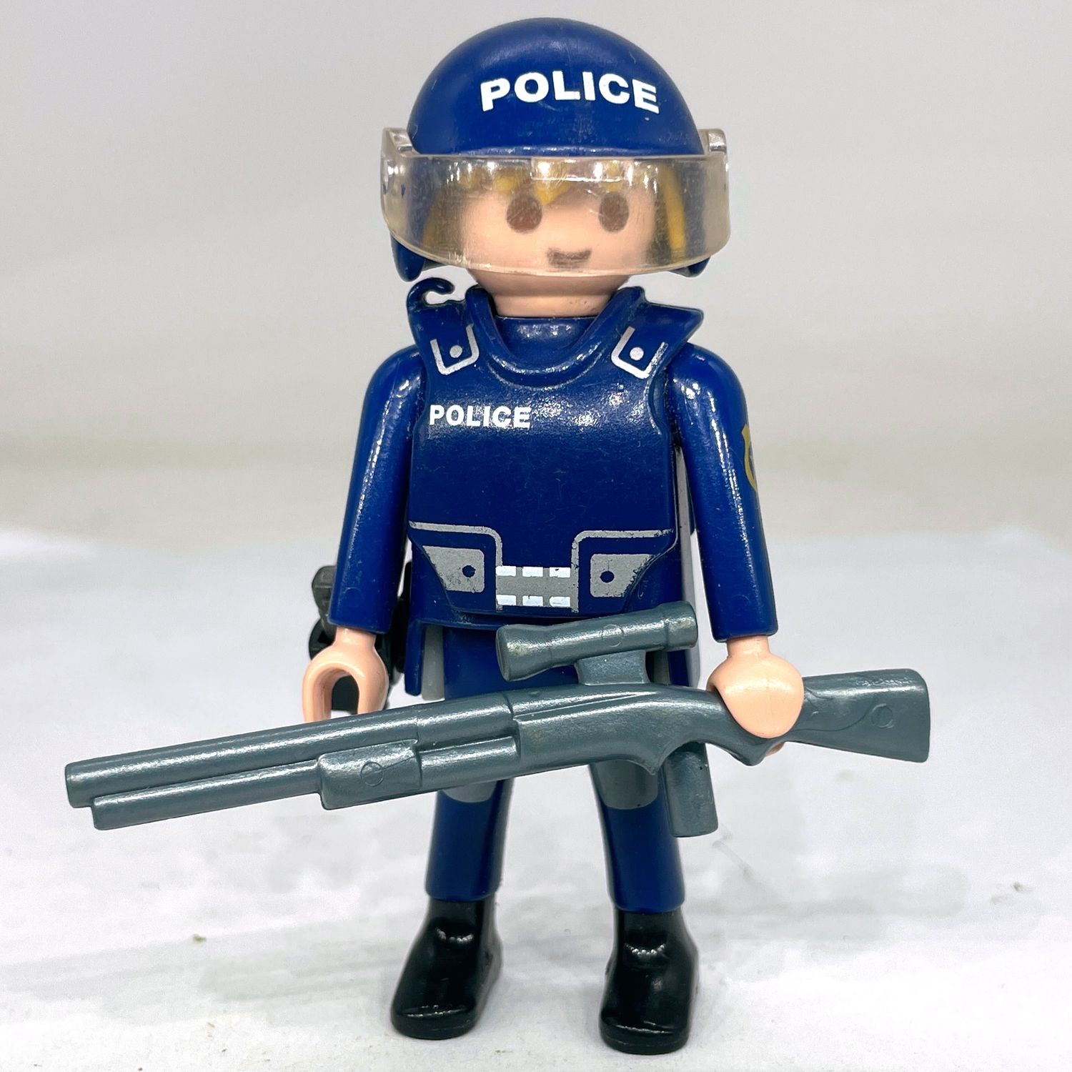 Playmobil policier bleu anti emeute