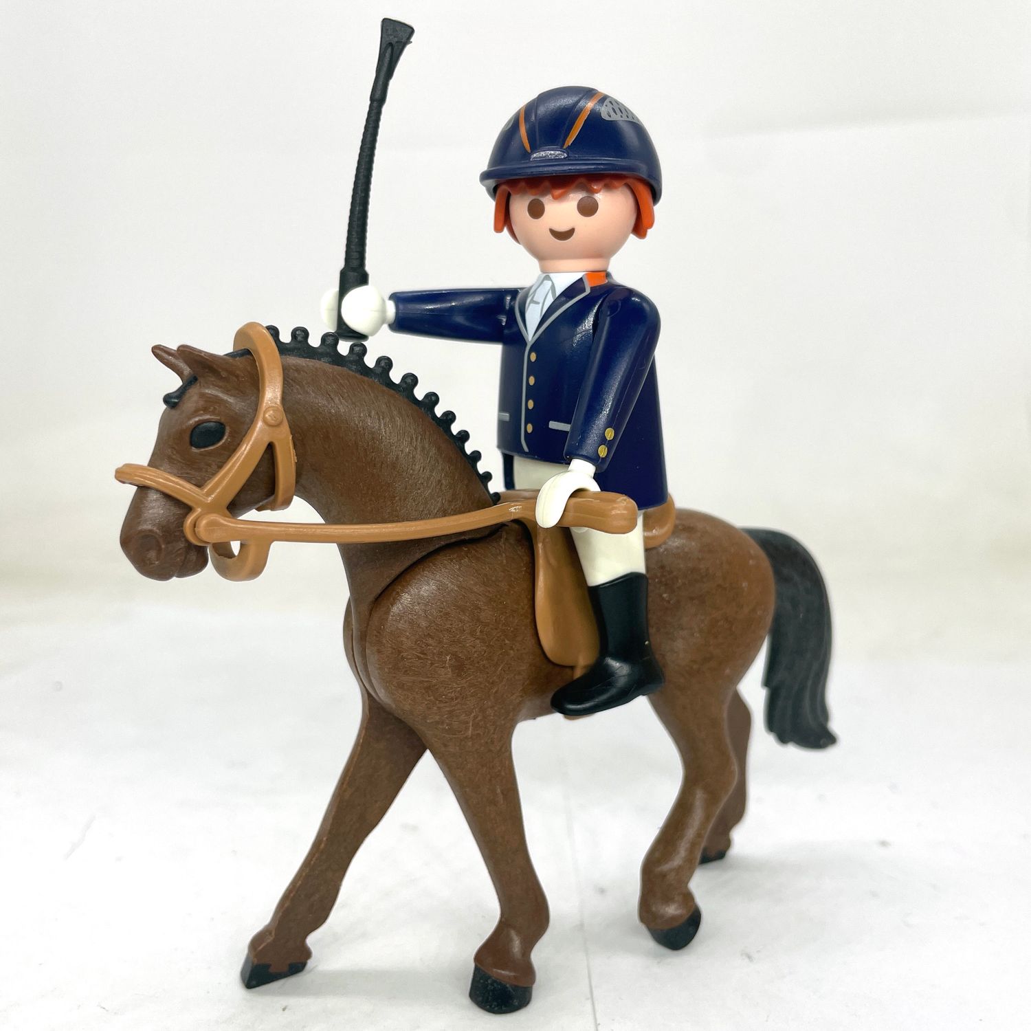 playmobil cavalier en noir