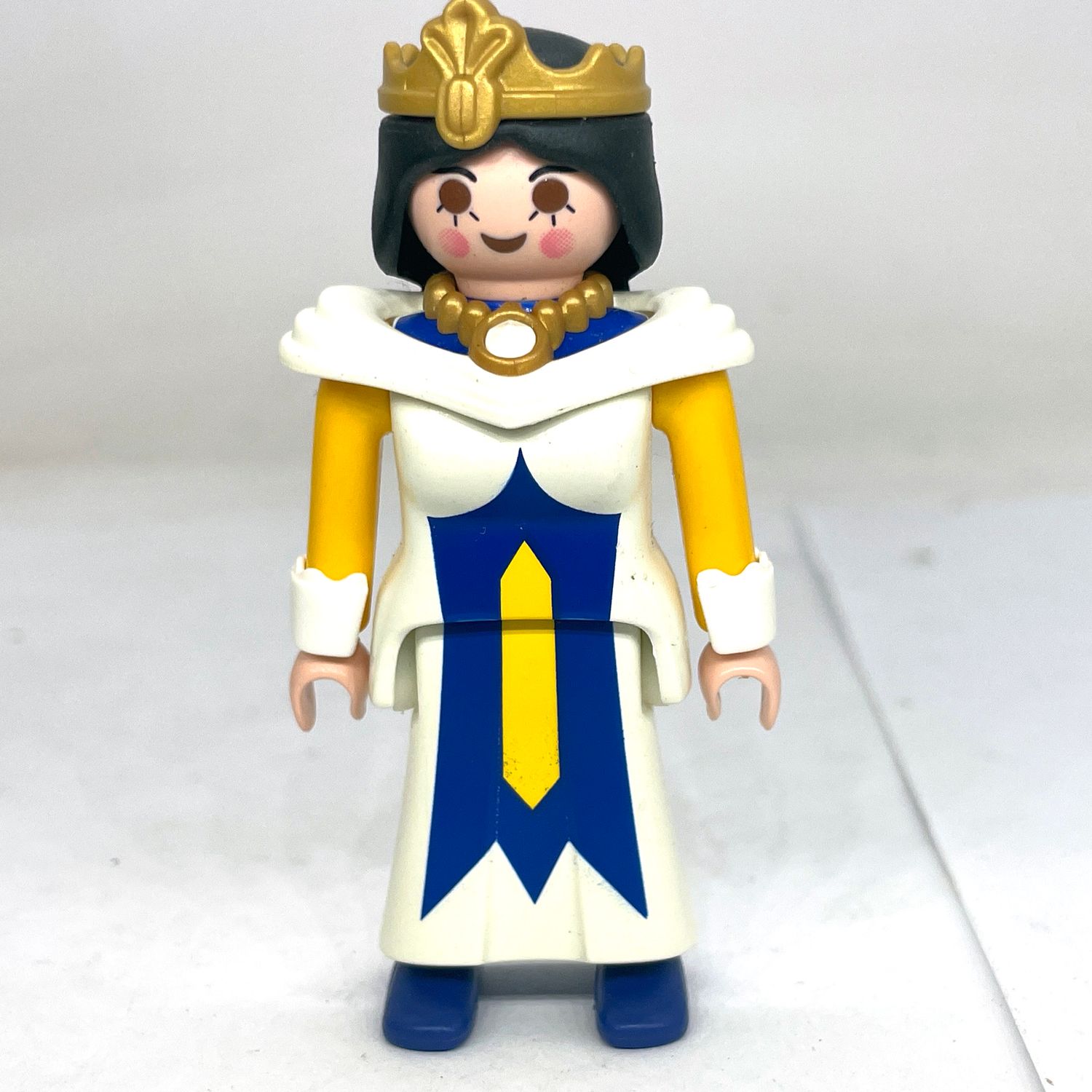 playmobil reine jaune et bleu