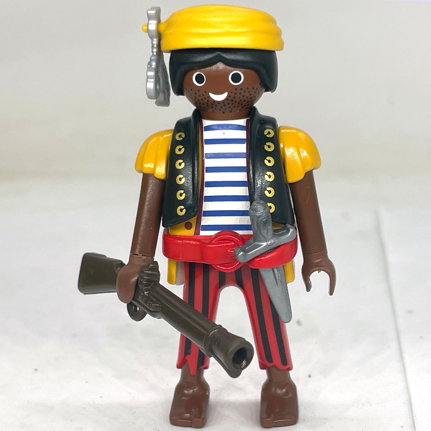 playmobil pirate black