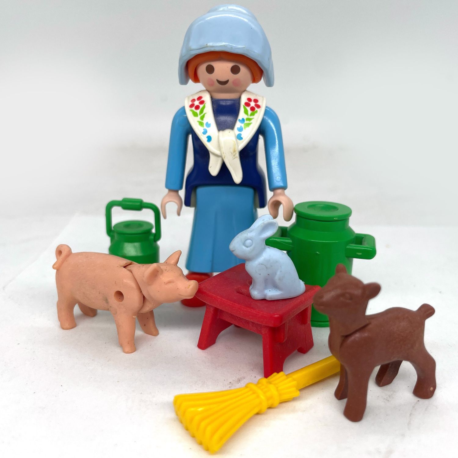 playmobil fermière animaux