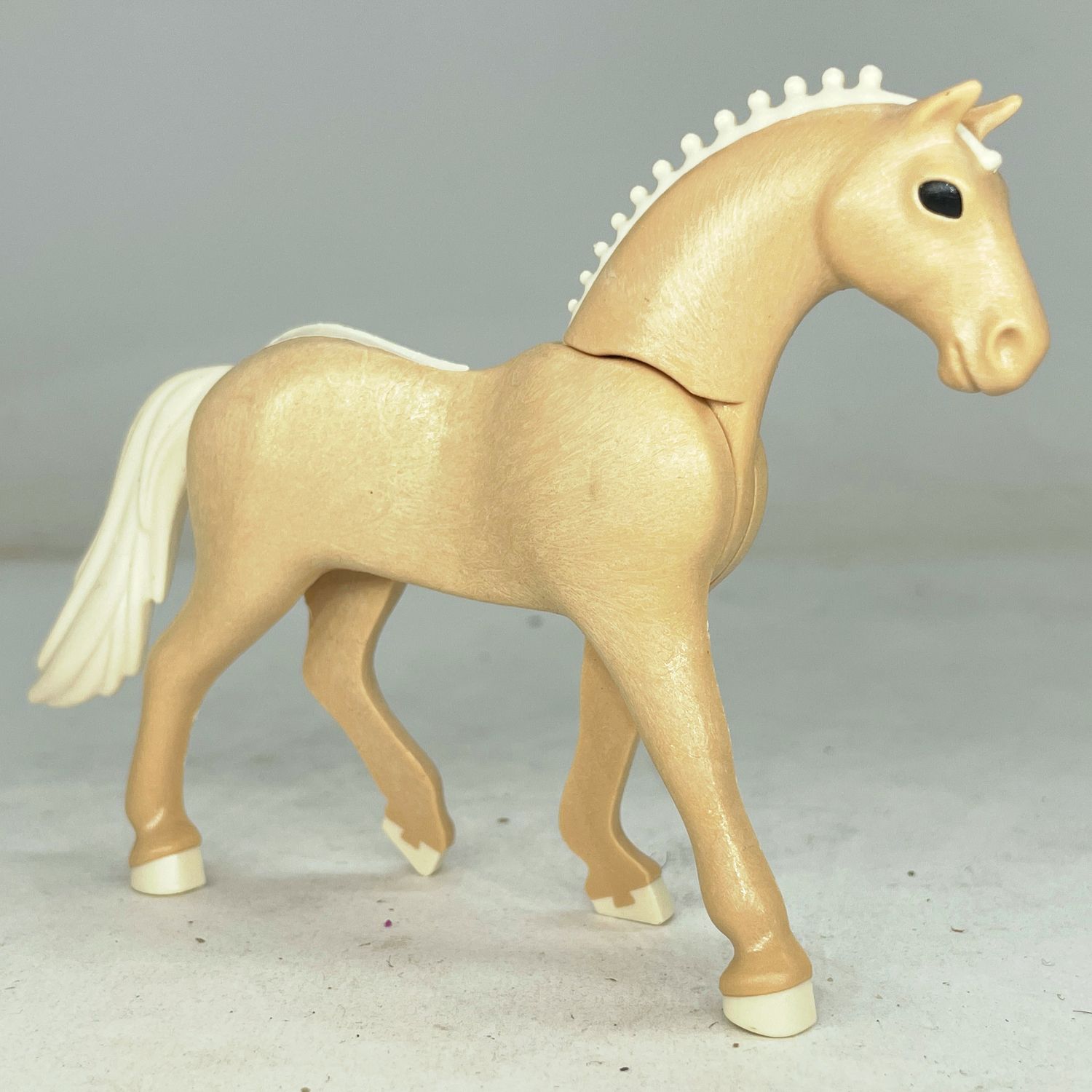 playmobil cheval prestige beige