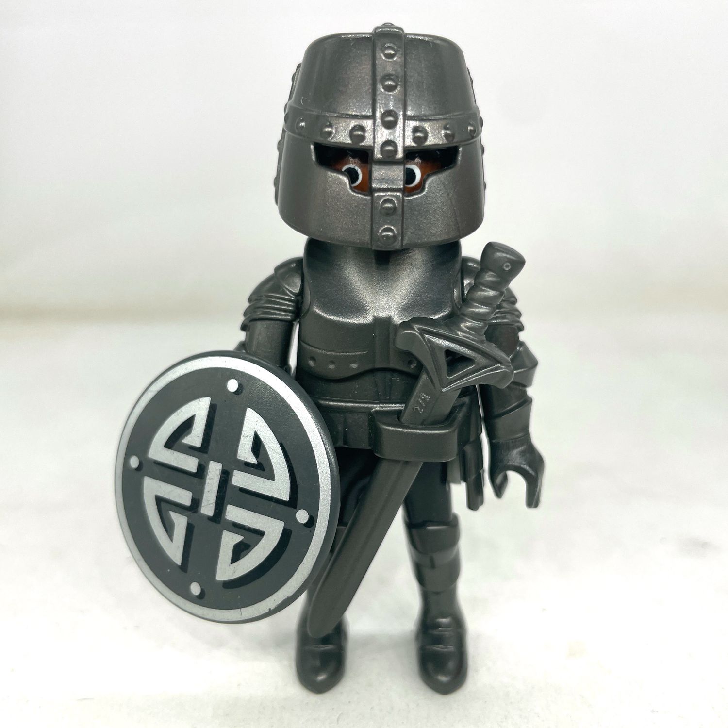 playmobil chevalier noir