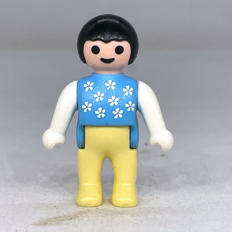 playmobil bébé ciel et jaune