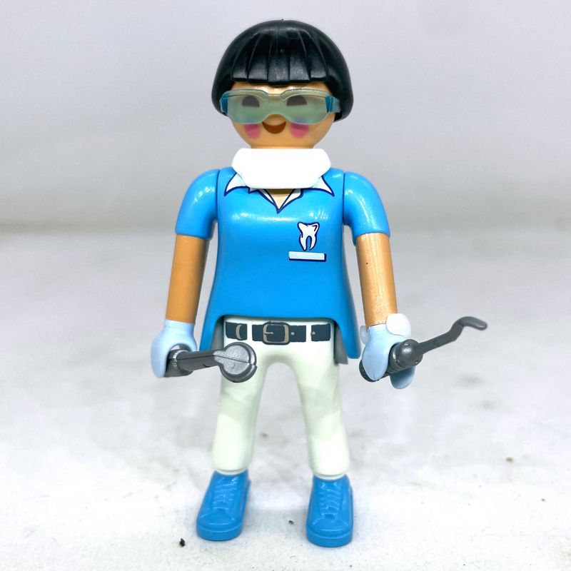 playmobil dentiste S23