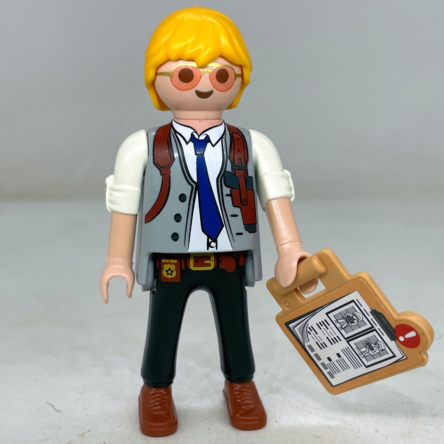 playmobil policier enquêteur S22