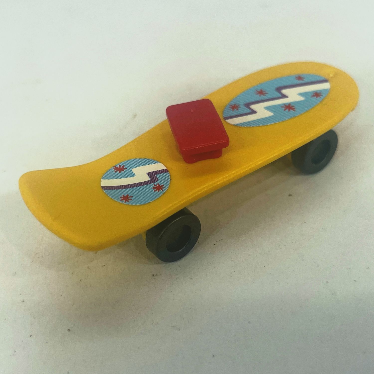 playmobil skate jaune eclair