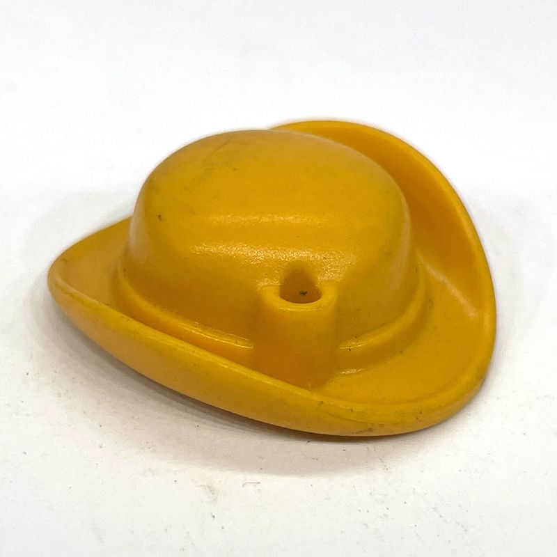 playmobil chapeau mousquetaire ocre