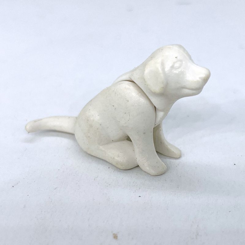Playmobil chiot blanc assis