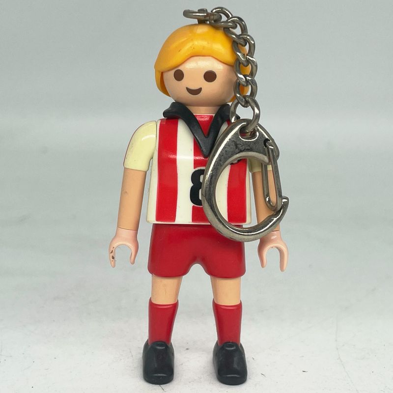 playmobil porte clé footballeuse rouge