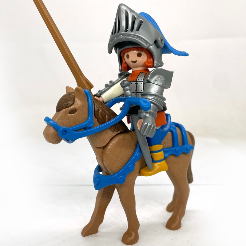 Playmobil chevalier à cheval
