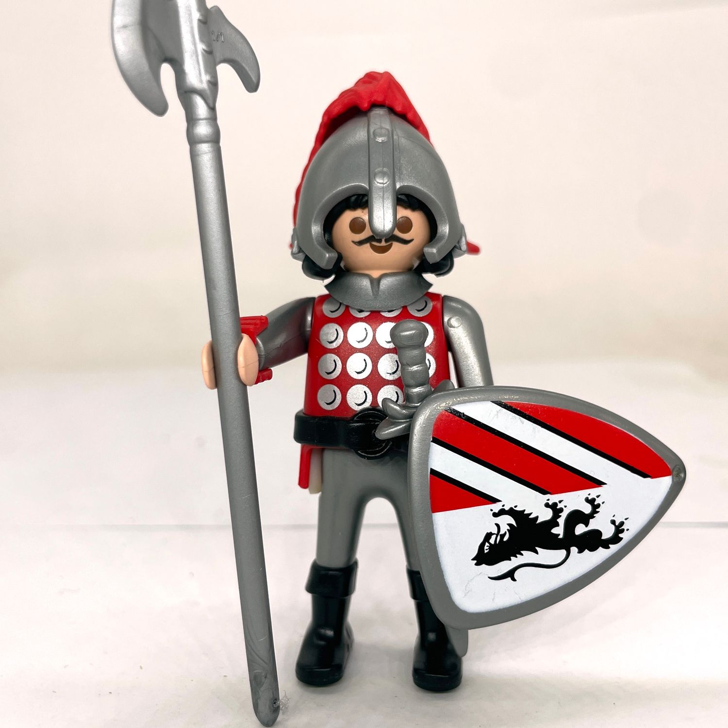 Playmobil chevalier lion rouge
