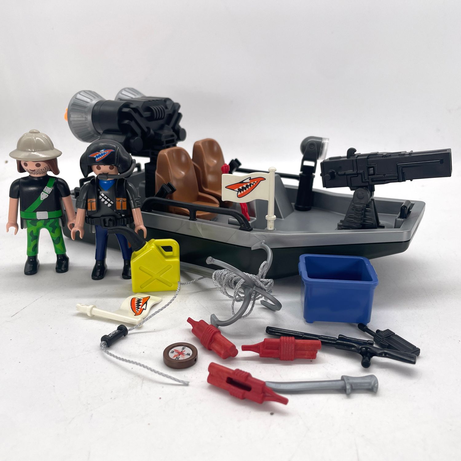 playmobil bateau explorateur