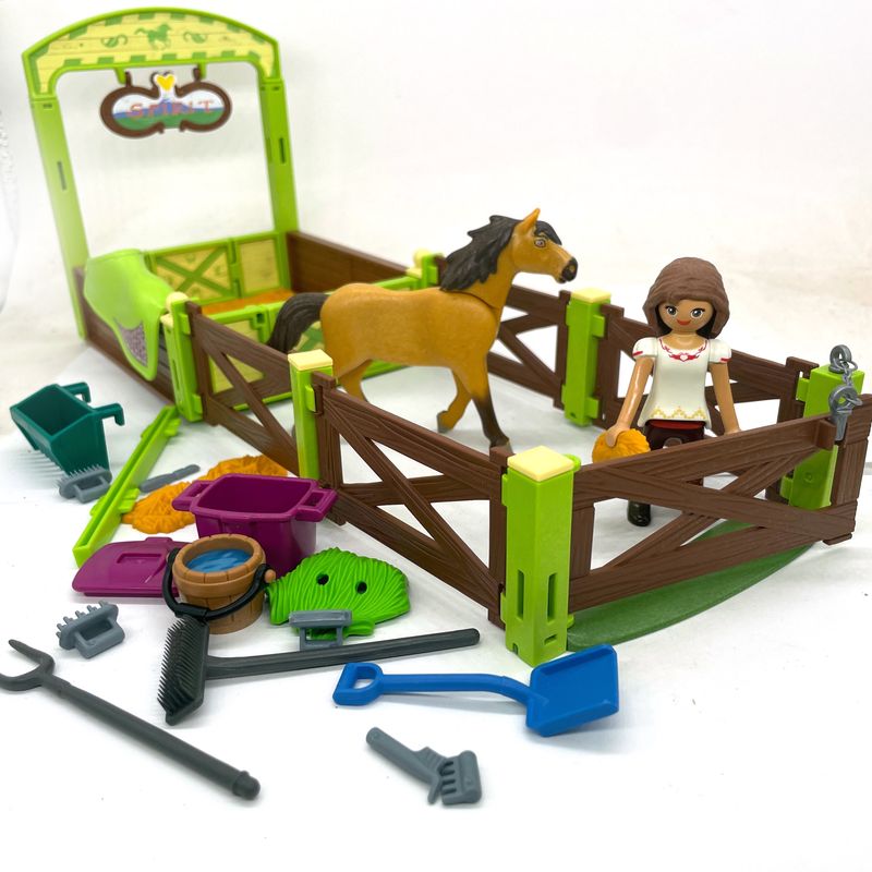 playmobil box hippique spirit