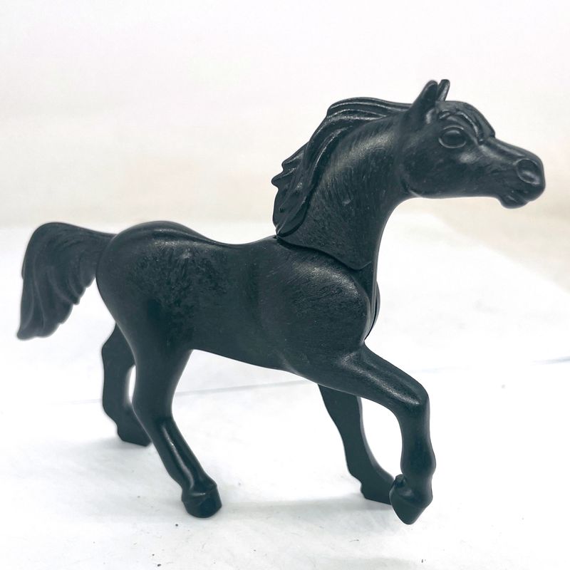playmobil cheval moderne au galop noir