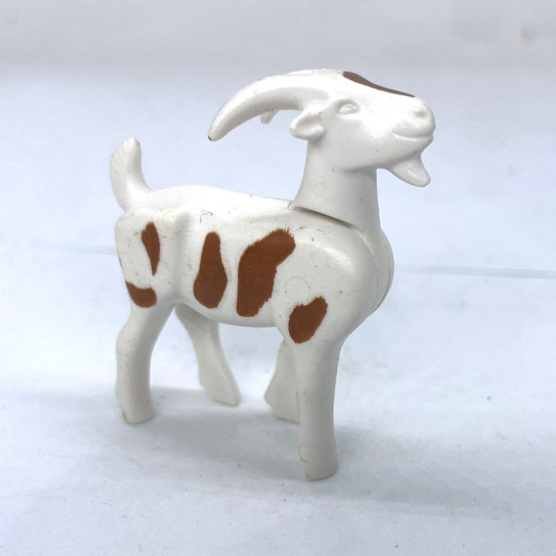 playmobil chèvre biquette blanche