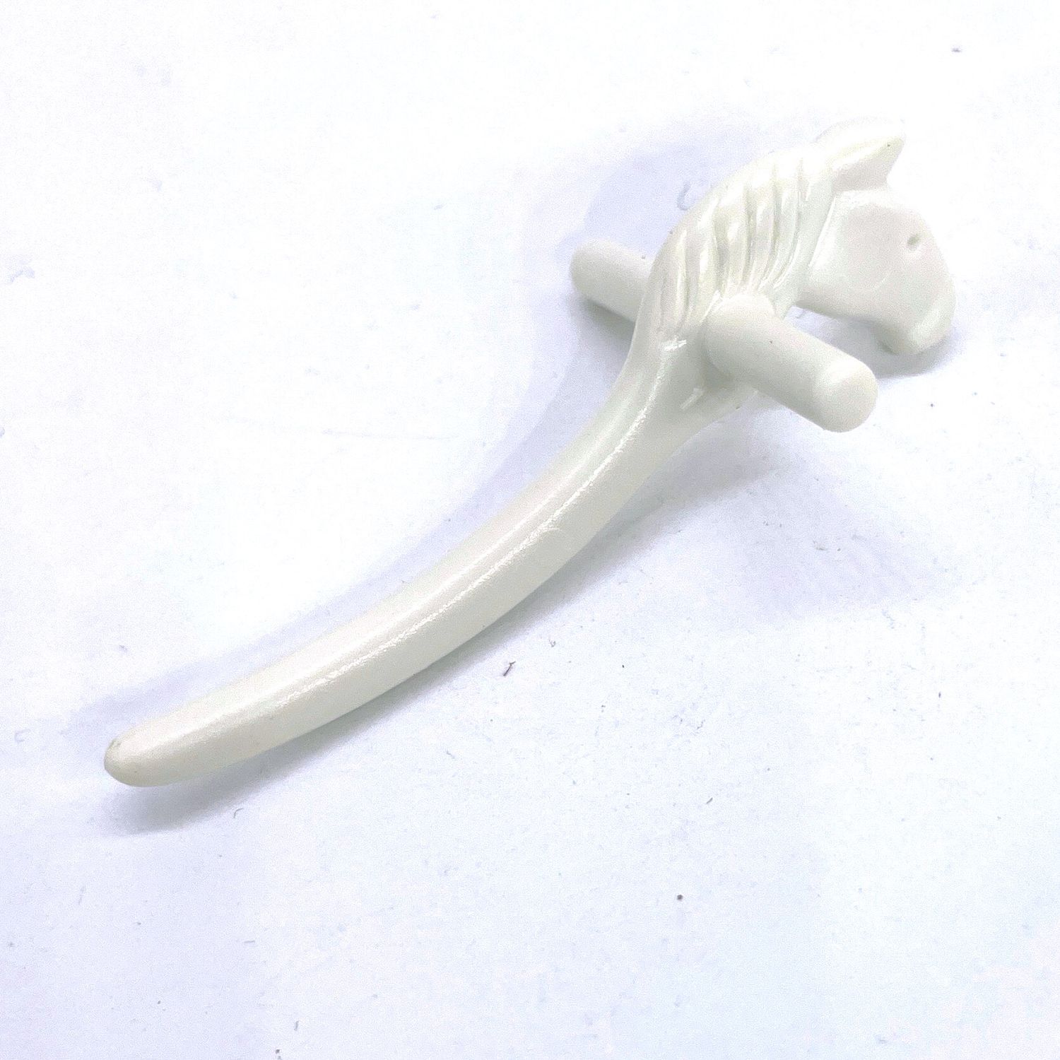 playmobil jouet cheval en bois blanc