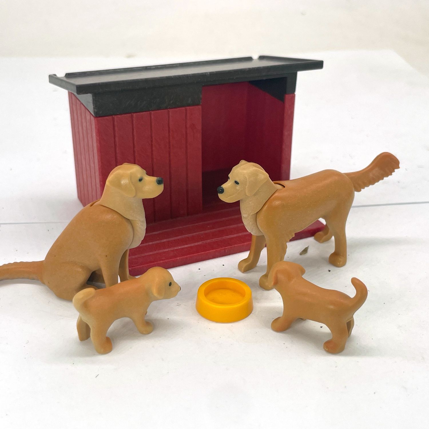 playmobil niche avec famille chien