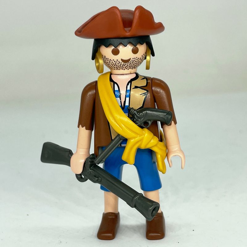 playmobil pirate en marron