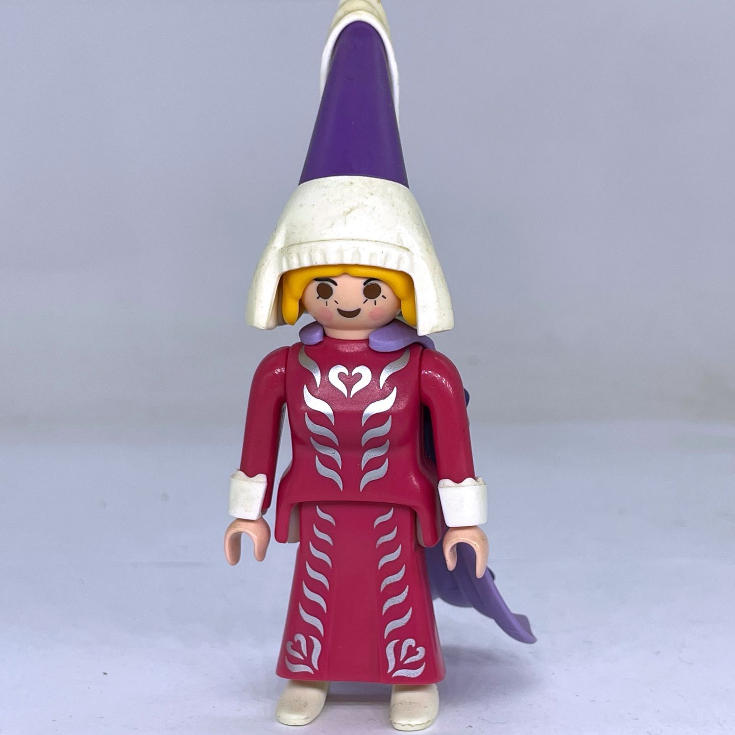 playmobil dame médiévale rose