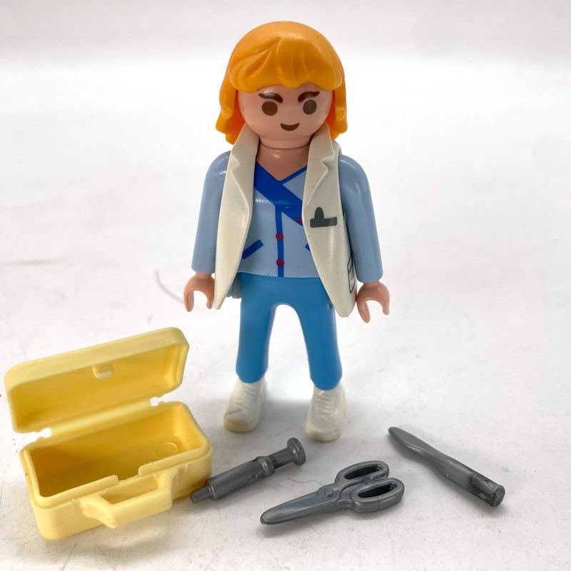 Playmobil docteur infirmière