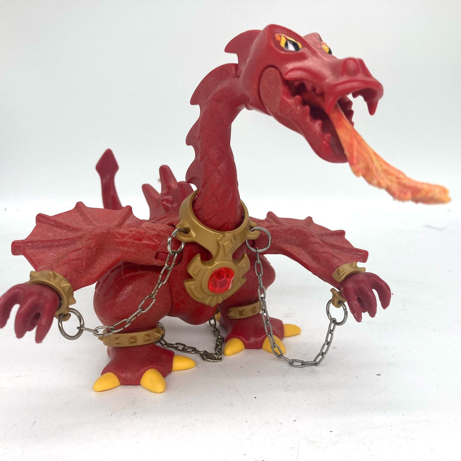 playmobil dragon rouge en chaîne