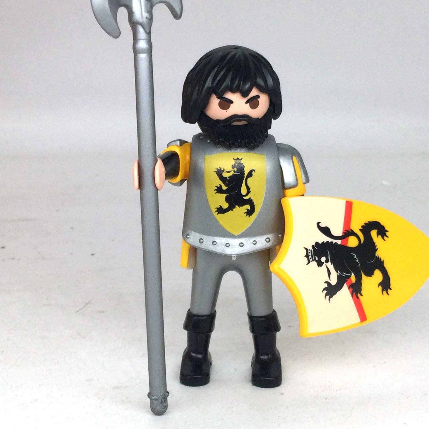 playmobil chevalier lion jaune 13