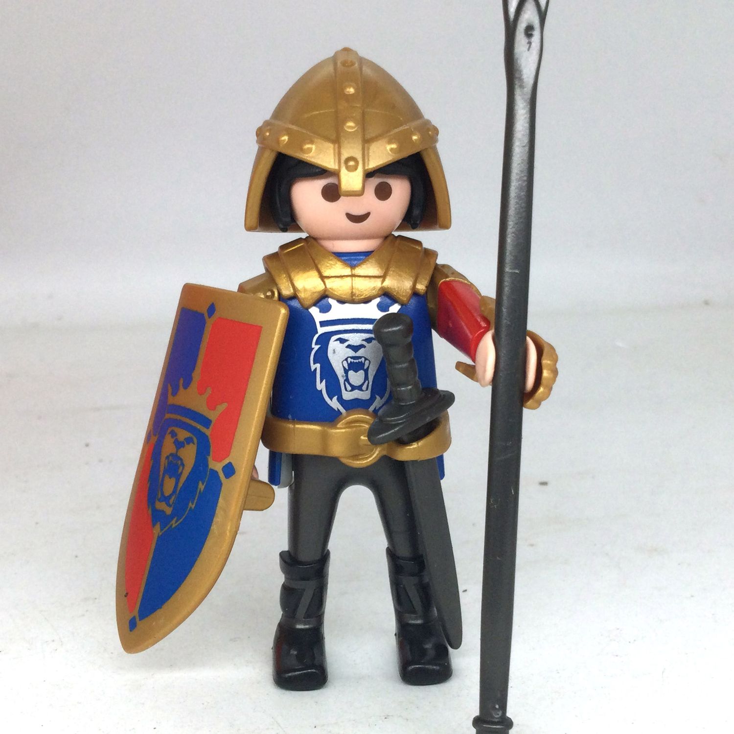playmobil chevalier lion or 4