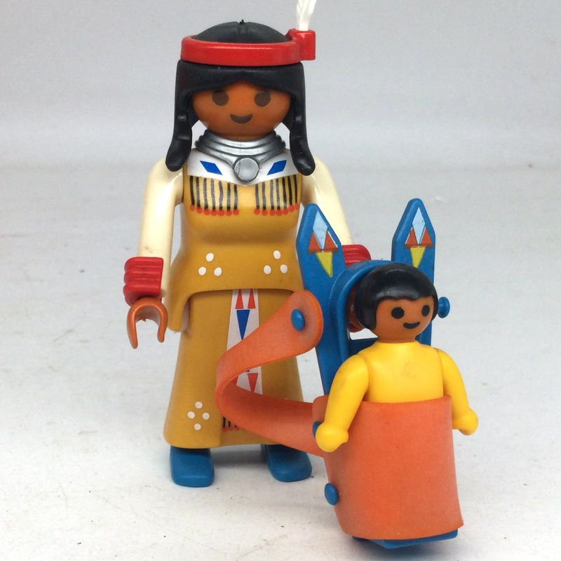 playmobil indienne squaw avec bébé