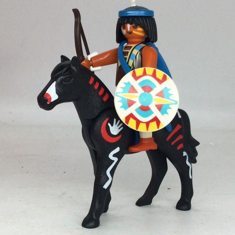 playmobil guerrier indien à cheval