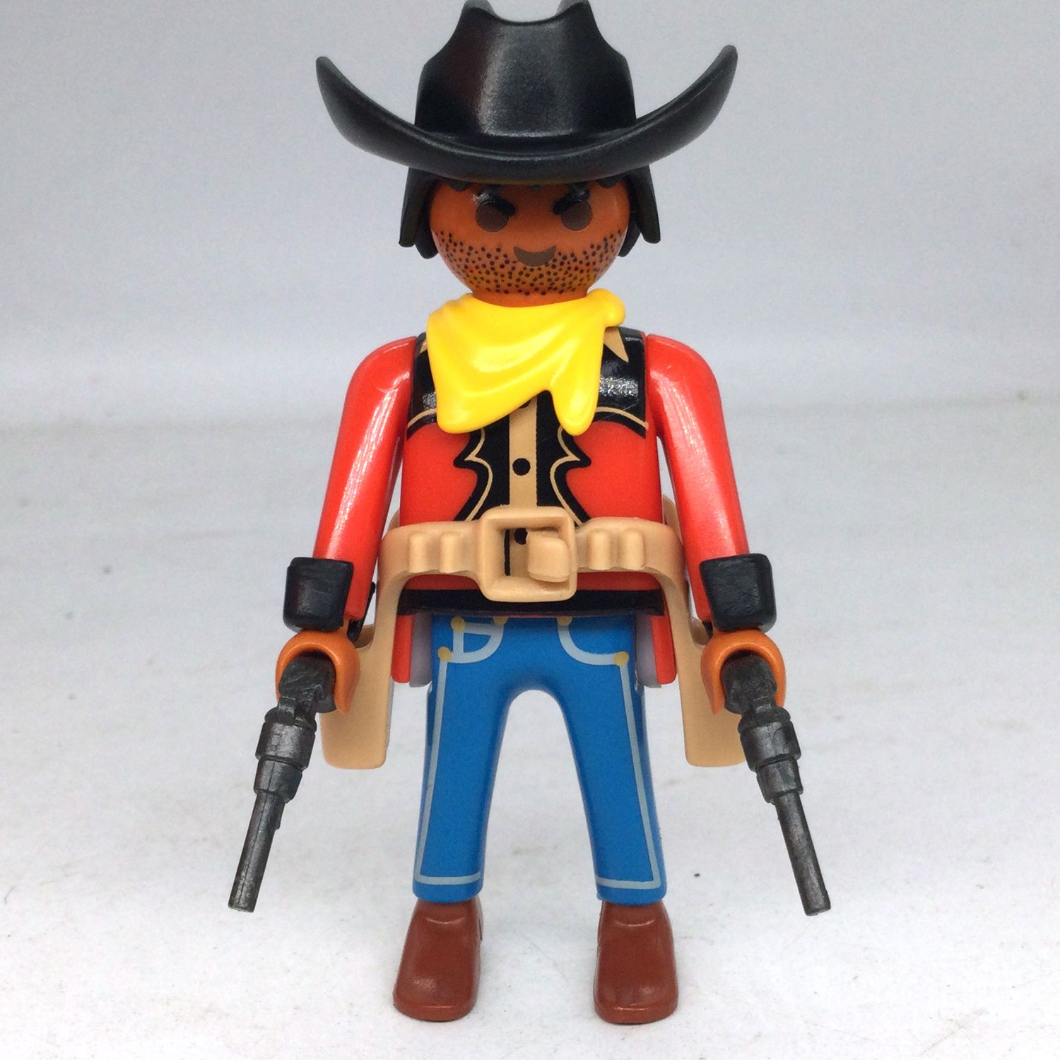 playmobil cowboy rouge et bleu