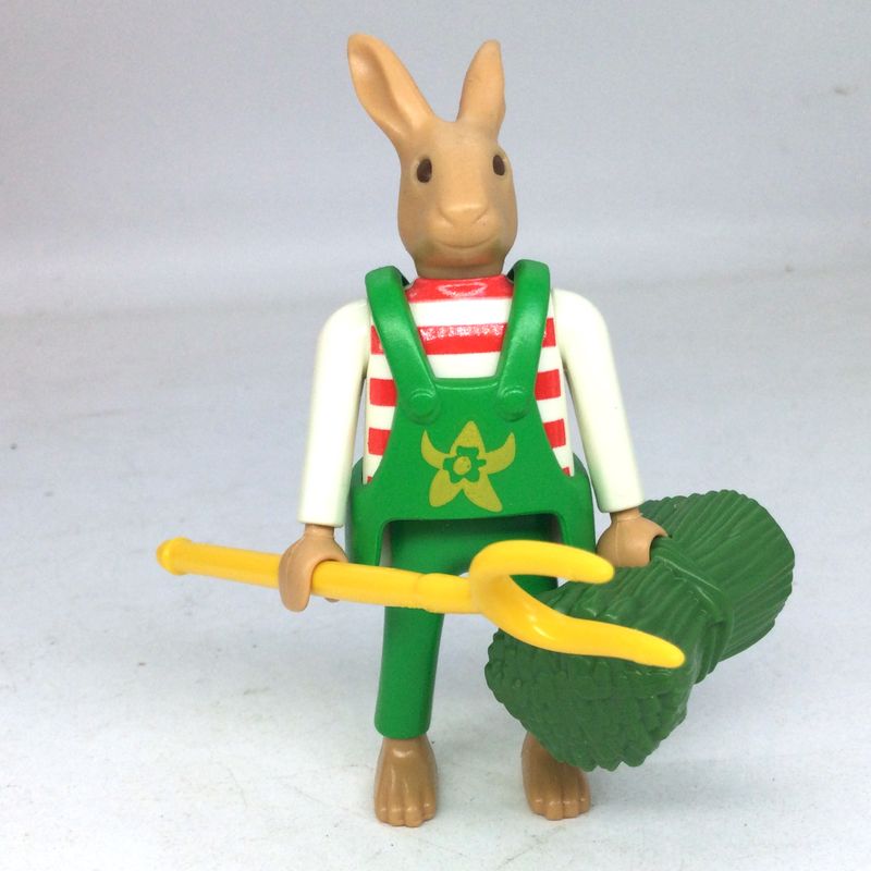 playmobil monsieur lapin fermier