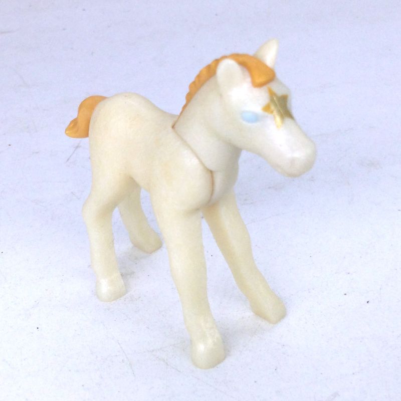 playmobil poulain jaune clair étoile