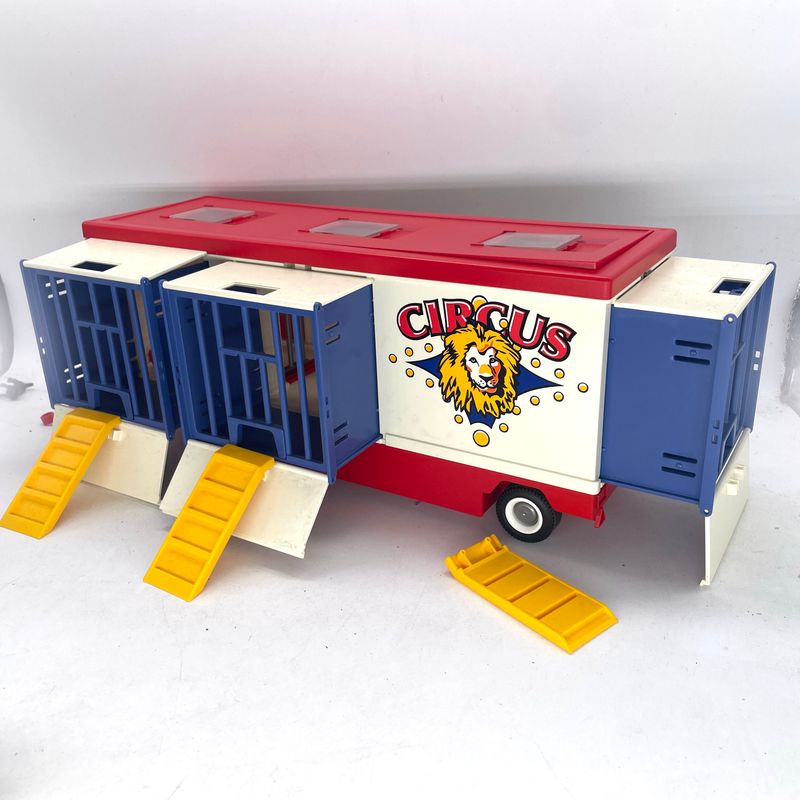 playmobil roulotte dépliable du cirque 3