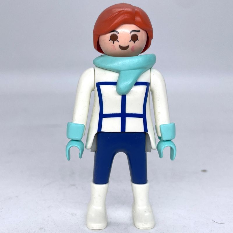 playmobil femme d'hiver