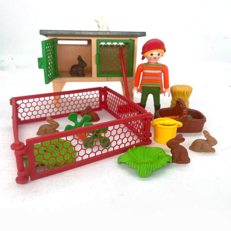 playmobil fermière et clapier playmobil fermière et clapier