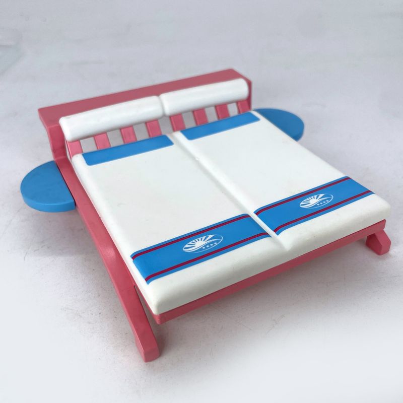 playmobil lit double d'hôtel playmobil lit double d'hôtel