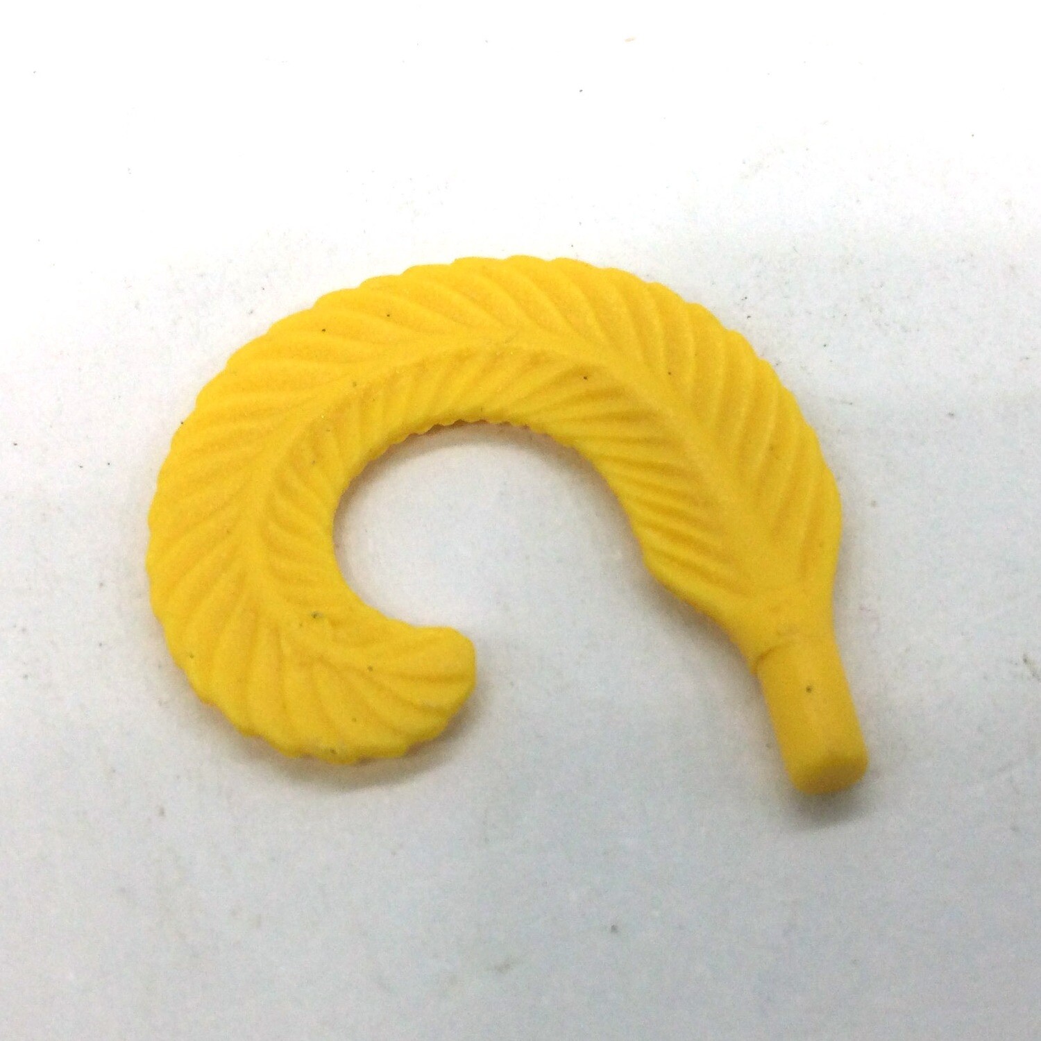 Playmobil plume jaune courbe Playmobil plume jaune courbe