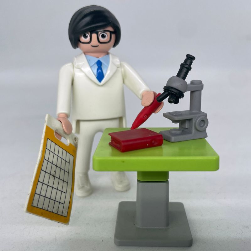 playmobil savant scientifique