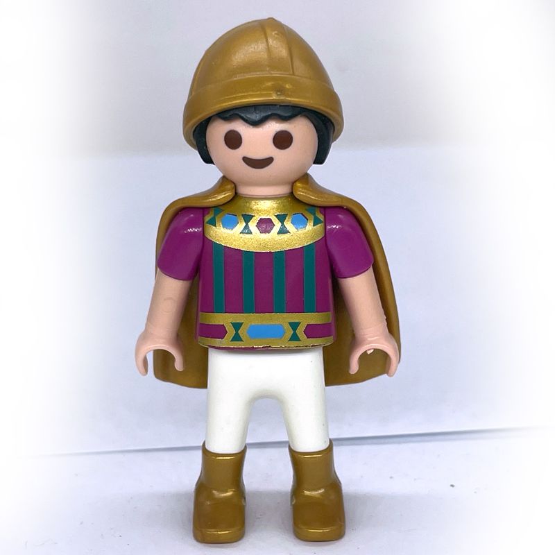 Playmobil prince mauve or