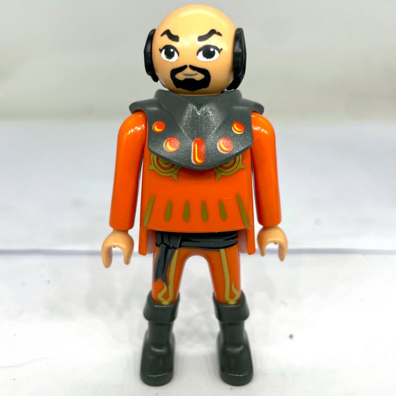 playmobil prince chauve